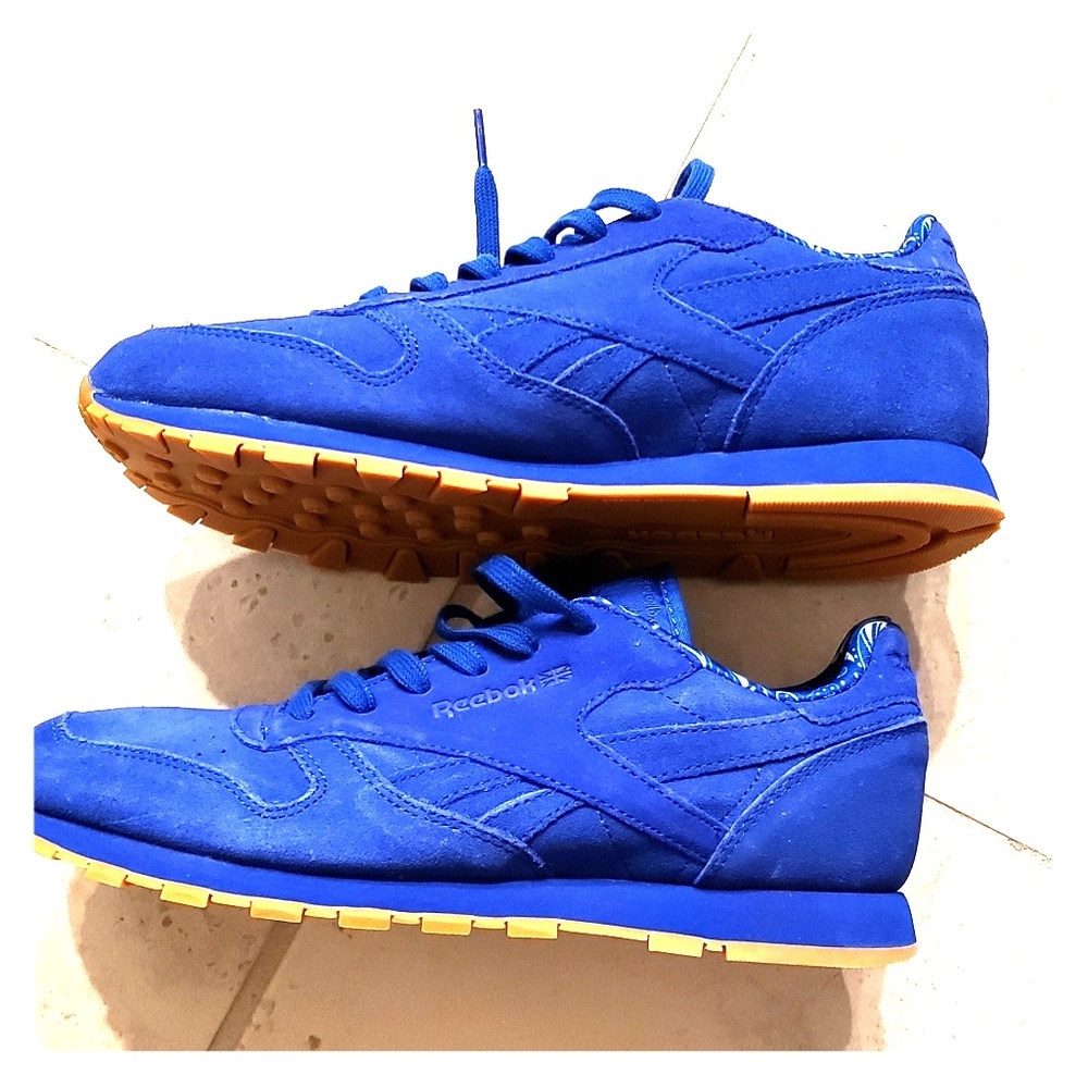 Men's Reebok shoes size 6